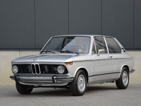 02 (E10), E6, 1971–1974