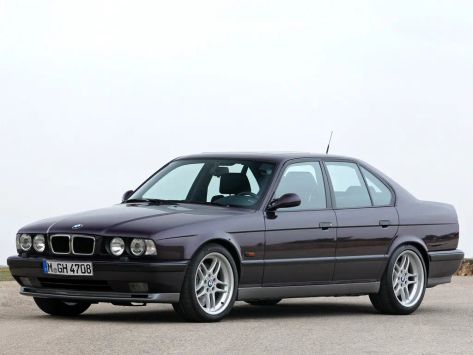 M5, E34, 1994–1995
