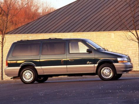 Grand Voyager, 1990–1995