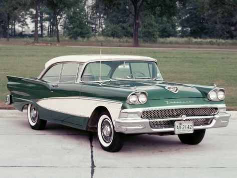 Fairlane, 1957–1958