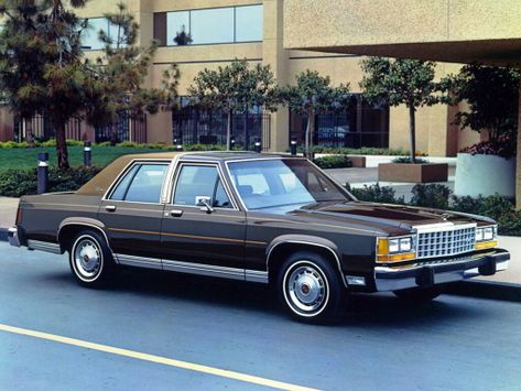 LTD Crown Victoria, 1982–1991