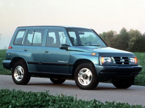 Tracker, 1995–1997