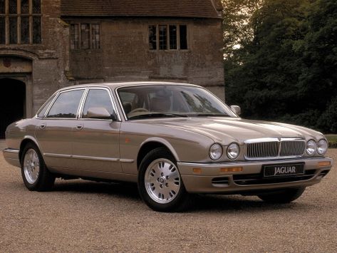 Sovereign, X300, 1994–1997