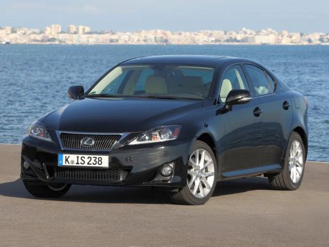 IS220d, XE20, 2010–2012