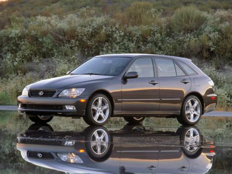 IS300, XE10, 2000–2005