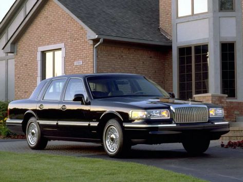 Town Car, FN116, 1994–1997