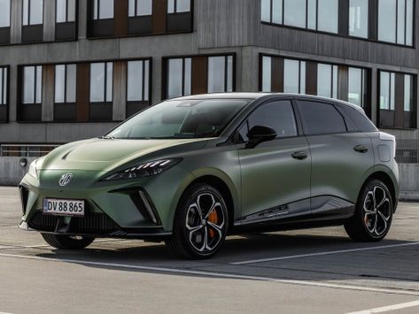4 EV, 2023