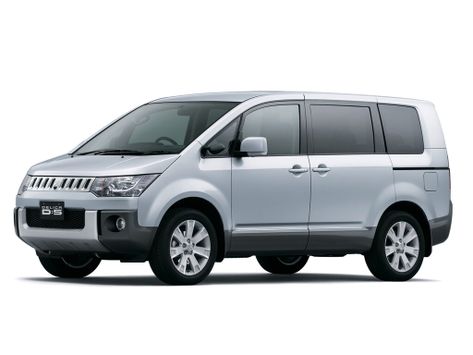 Delica D:5, 2007–2019