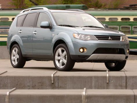 Outlander, CU0W, 2002–2009