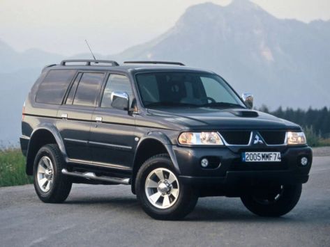 Pajero Sport, 2004–2009
