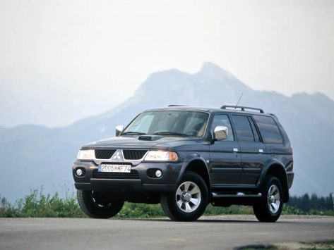 Pajero Sport, 2004–2008