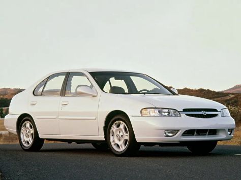 Altima, L30, 1999–2001