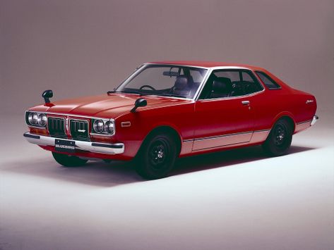 Bluebird, 810, 1976–1978