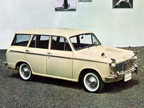 Bluebird, 310, 1960–1961