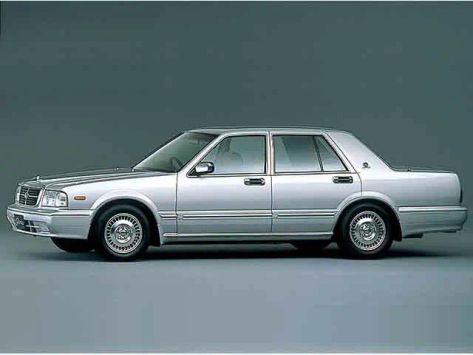 Gloria, Y31, 1995–1999
