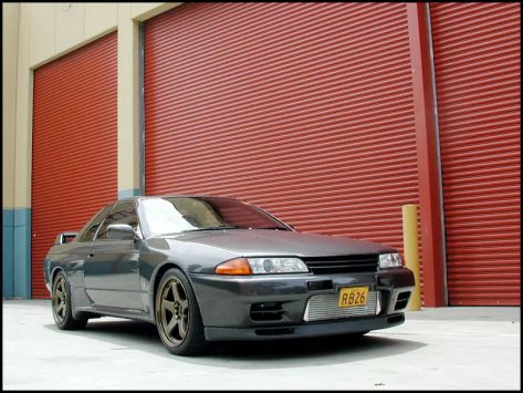 Skyline GT-R, R32, 1989–1994
