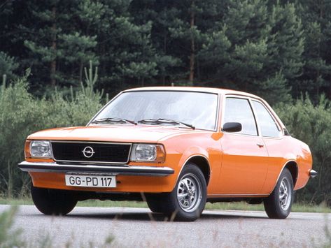 Ascona, B, 1975–1979