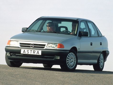 Astra, F, 1992–1994