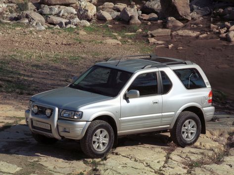 Frontera, B, 2001–2004