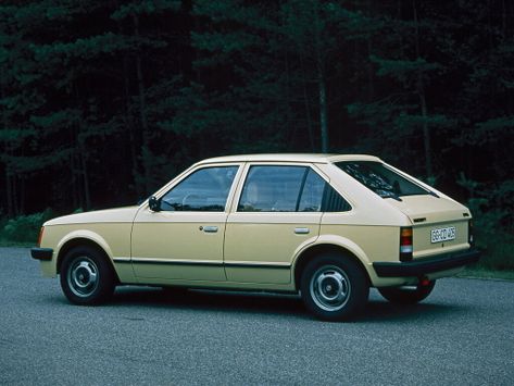 Kadett, D, 1979–1984