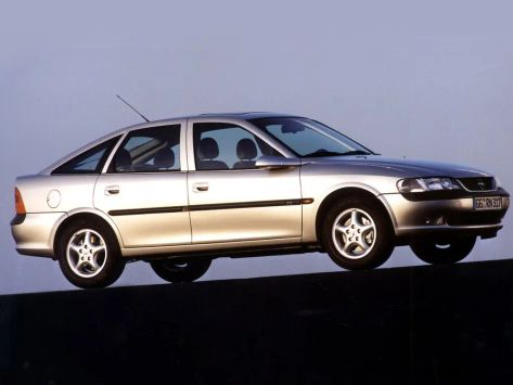 Vectra, B, 1995–1999