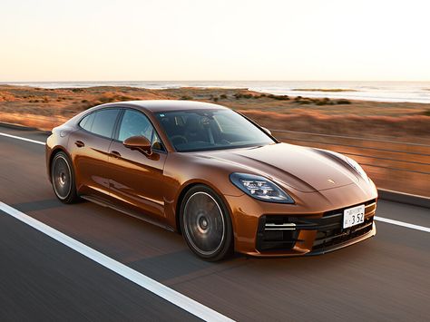 Panamera, 972, 2023