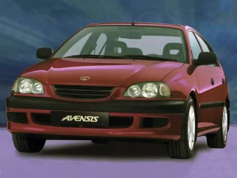 Avensis, T220, 1997–2001
