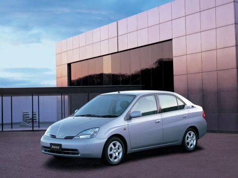 Prius, XW11, 2000–2003