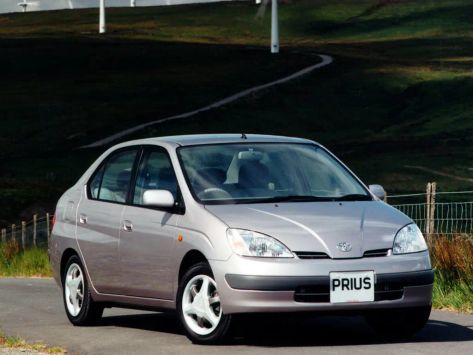 Prius, NHW10, 1997–2000