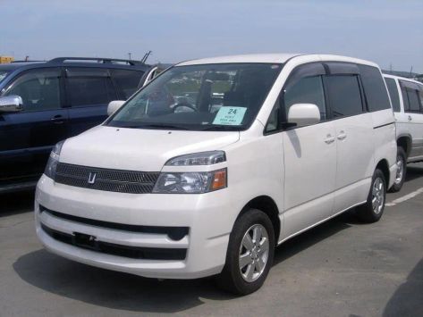Voxy, R60, 2004–2007