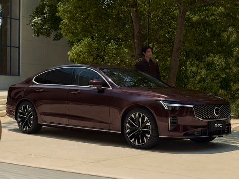 S90, 2025